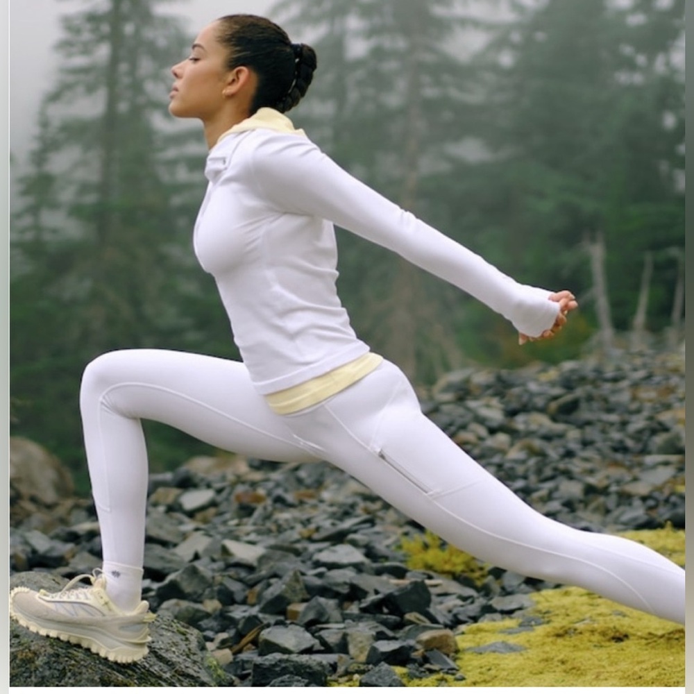 NWT Athleta XL Rainier Bright White Tight